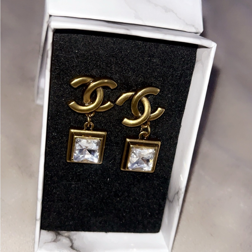 Chanel drop earrings! Gold with Crystal Accents AUTHENTIC stamped